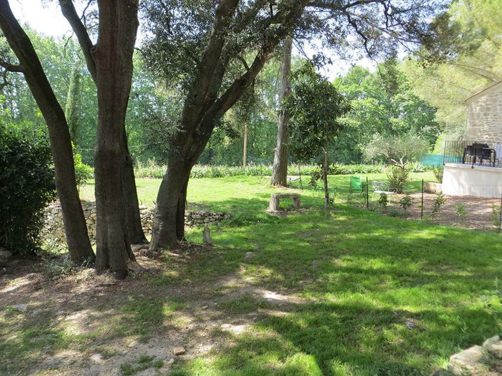 Domaine De Christin Studios-Hotel Junas 外观 照片